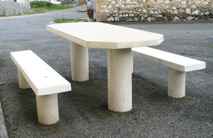 Table pique-nique ovale Lourdes